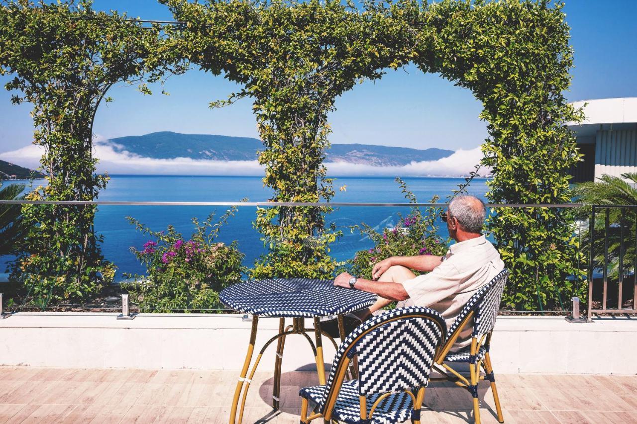 Carine Hotel Kumbor Superior Herceg Novi Exteriör bild