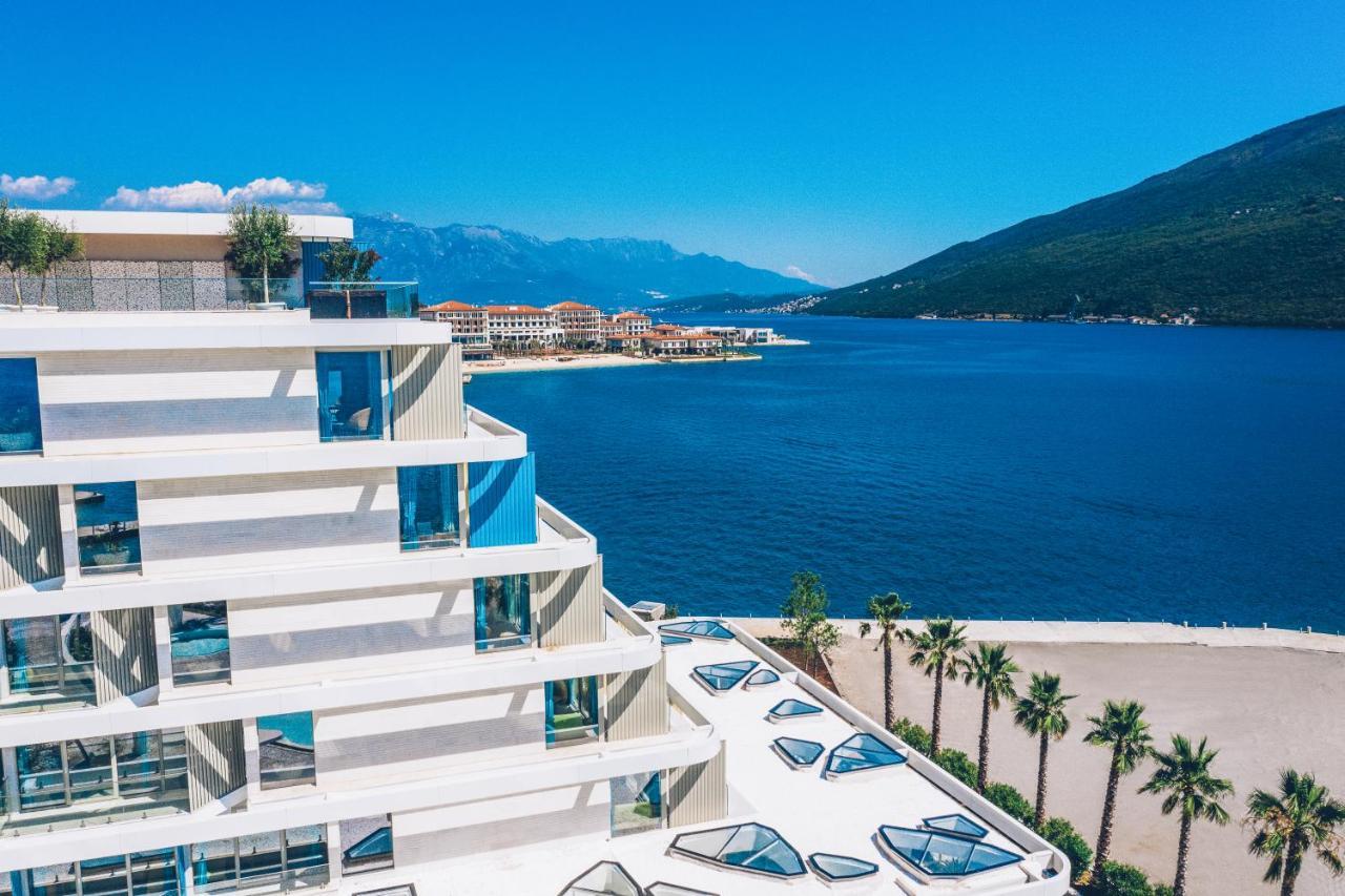 Carine Hotel Kumbor Superior Herceg Novi Exteriör bild