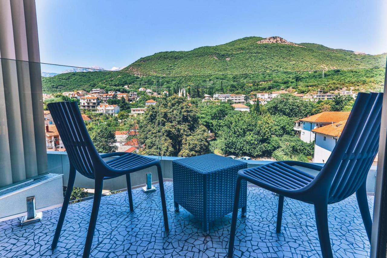 Carine Hotel Kumbor Superior Herceg Novi Exteriör bild