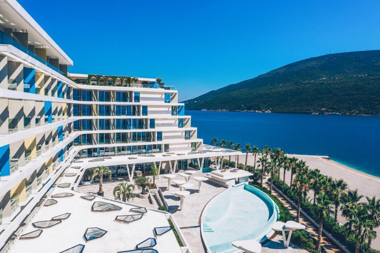 Carine Hotel Kumbor Superior Herceg Novi Exteriör bild