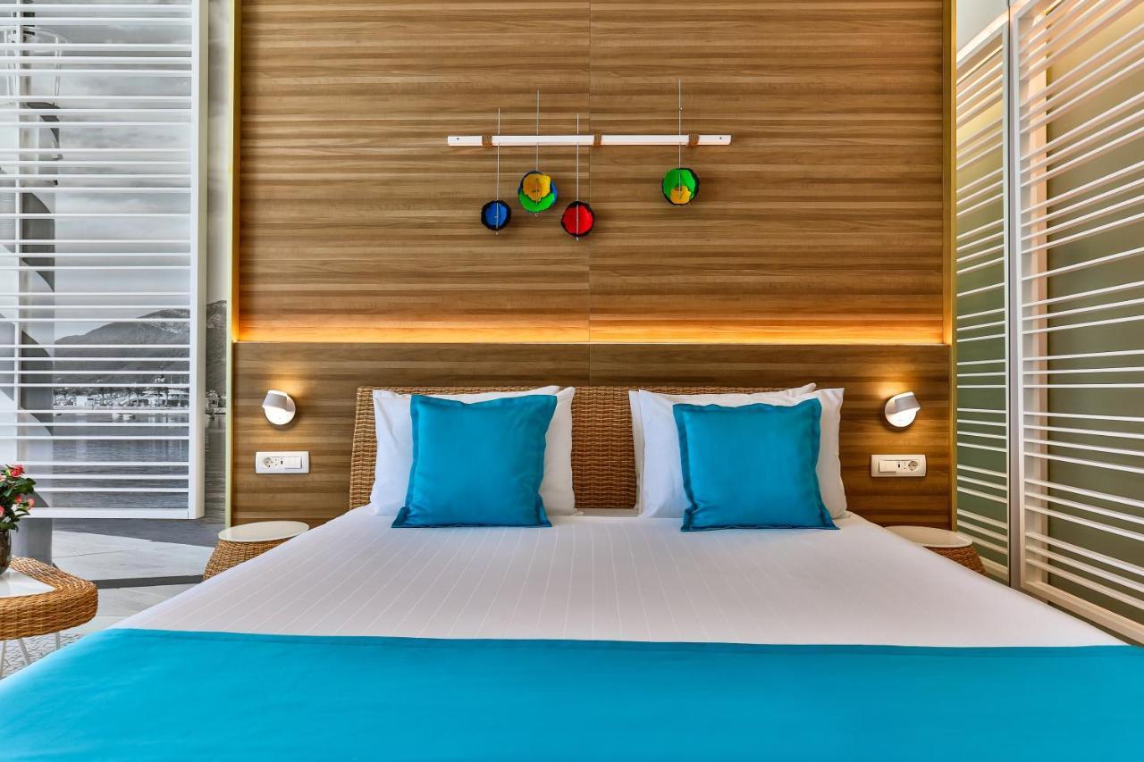 Carine Hotel Kumbor Superior Herceg Novi Exteriör bild
