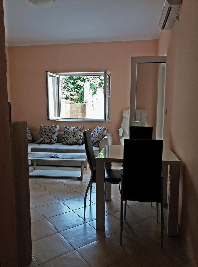 Carine Hotel Kumbor Superior Herceg Novi Exteriör bild
